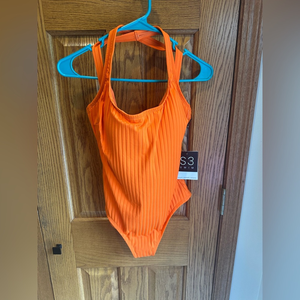 S3 Swim Orange Ribbed Swimsuit Size Medium
Scoopneck Crossback One Piece New